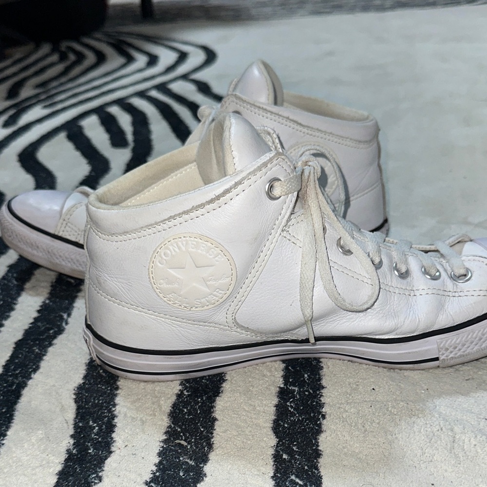 Men’s High top Converse Classic White Leather Sneakers